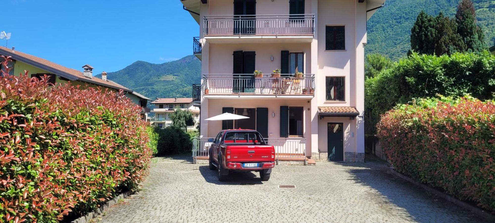 Ferienwohnung Terrazza Fucinetta Introbio Exterior foto