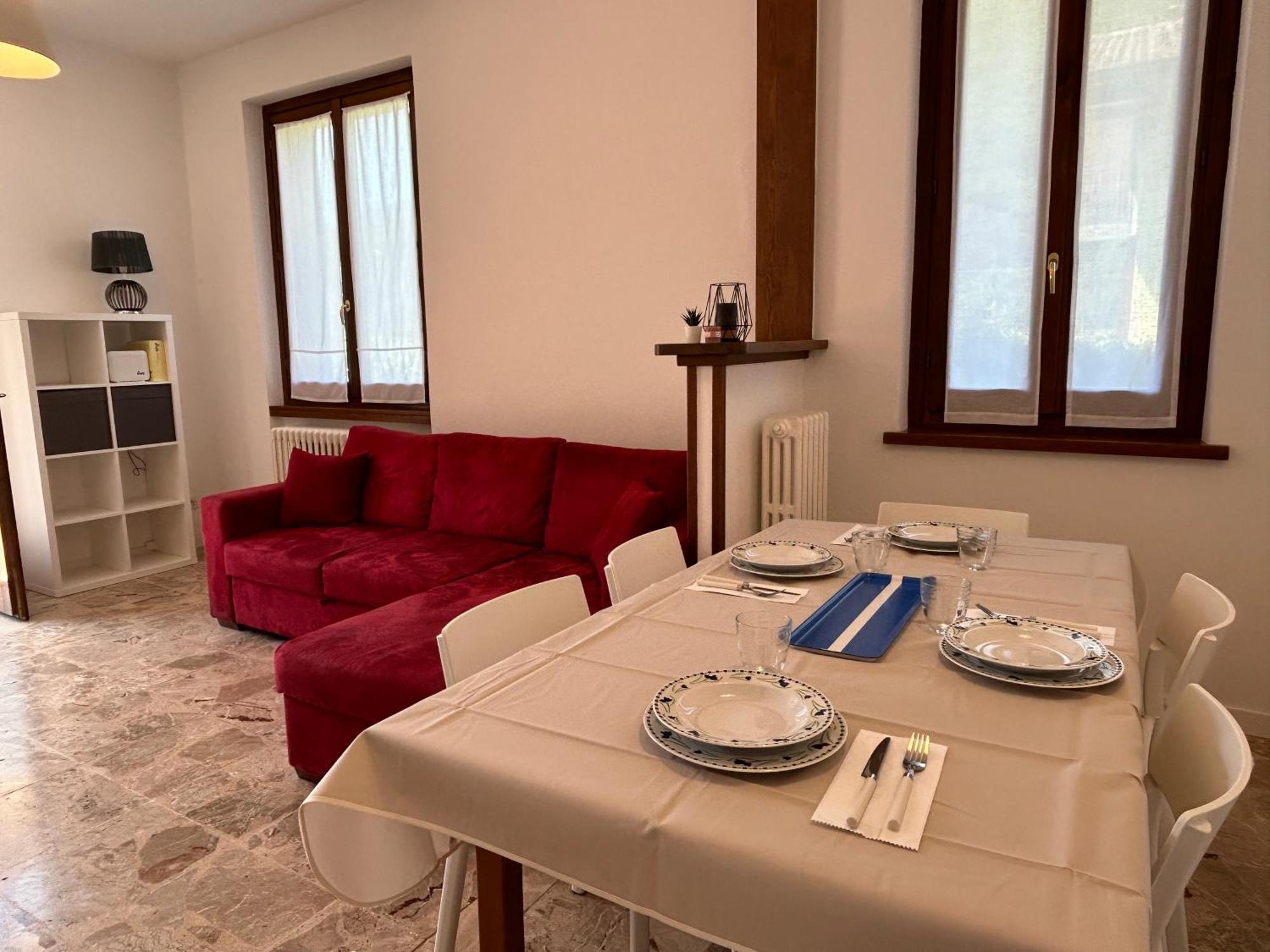 Ferienwohnung Terrazza Fucinetta Introbio Exterior foto