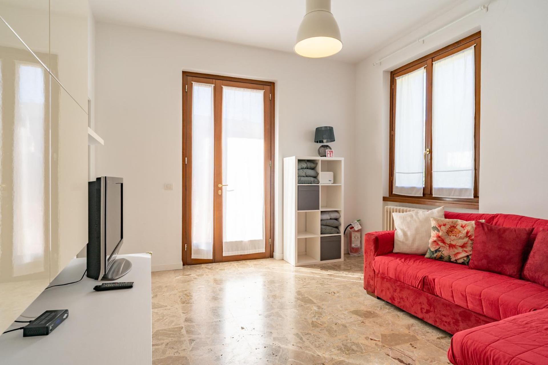 Ferienwohnung Terrazza Fucinetta Introbio Exterior foto