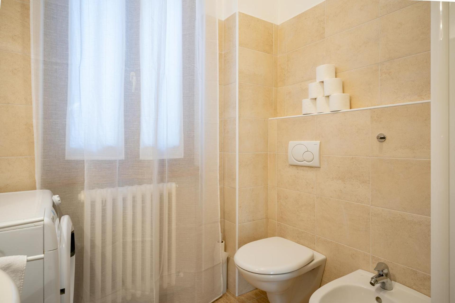 Ferienwohnung Terrazza Fucinetta Introbio Exterior foto